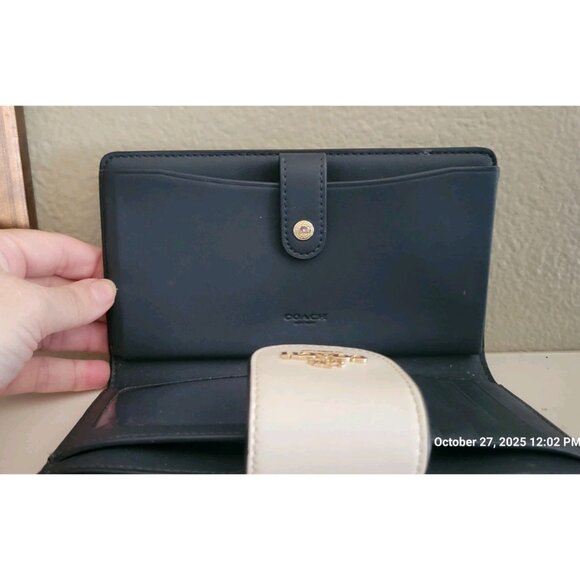 Coach Signature Canvas Phone Wallet Navy White CW780 - Picture 4 of 8